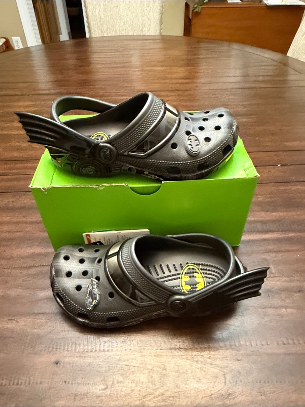 Crocs Batman Men US 5 ACS